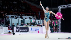 motto viareggio varfolomeev darja un clavette sfe04176a copia simone ferraro ph